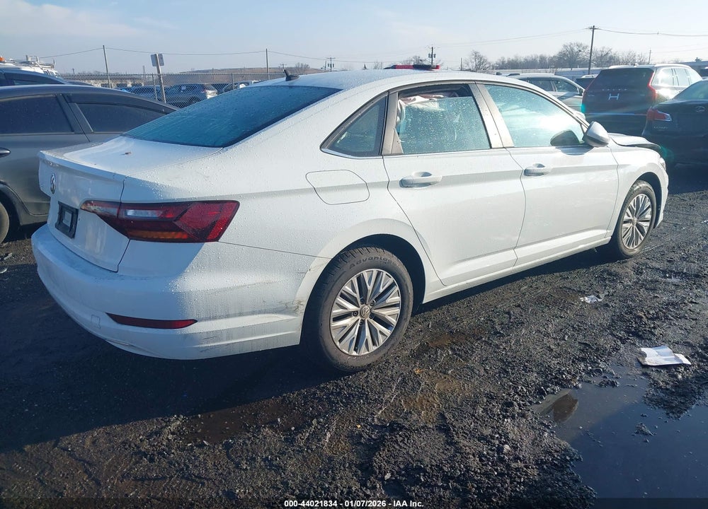 2019 VOLKSWAGEN JETTA 1.4T R-LINE/1.4T S/1.4T SE VIN: 3VWC57BU0KM260497