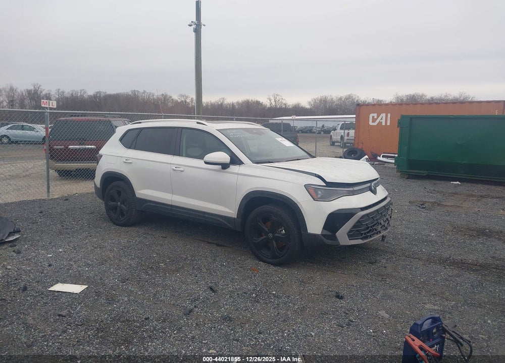 2025 VOLKSWAGEN TAOS 1.5T SEL VIN: 3VV4C7B29SM034679