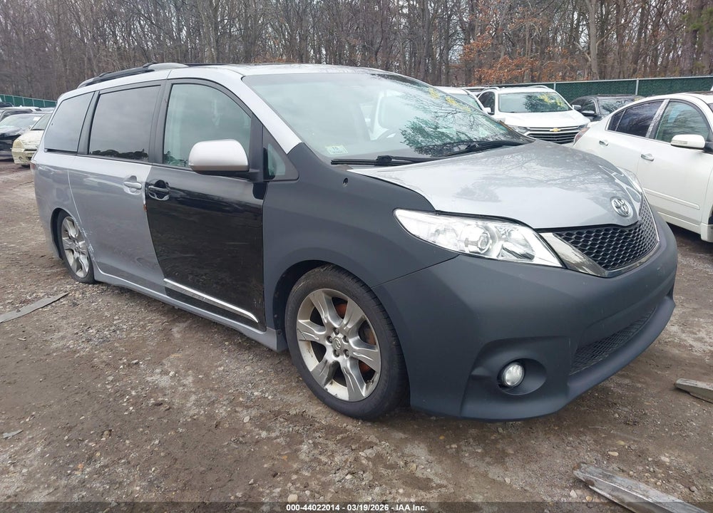 2012 TOYOTA SIENNA SE 8 PASSENGER VIN: 5TDXK3DC7CS265790