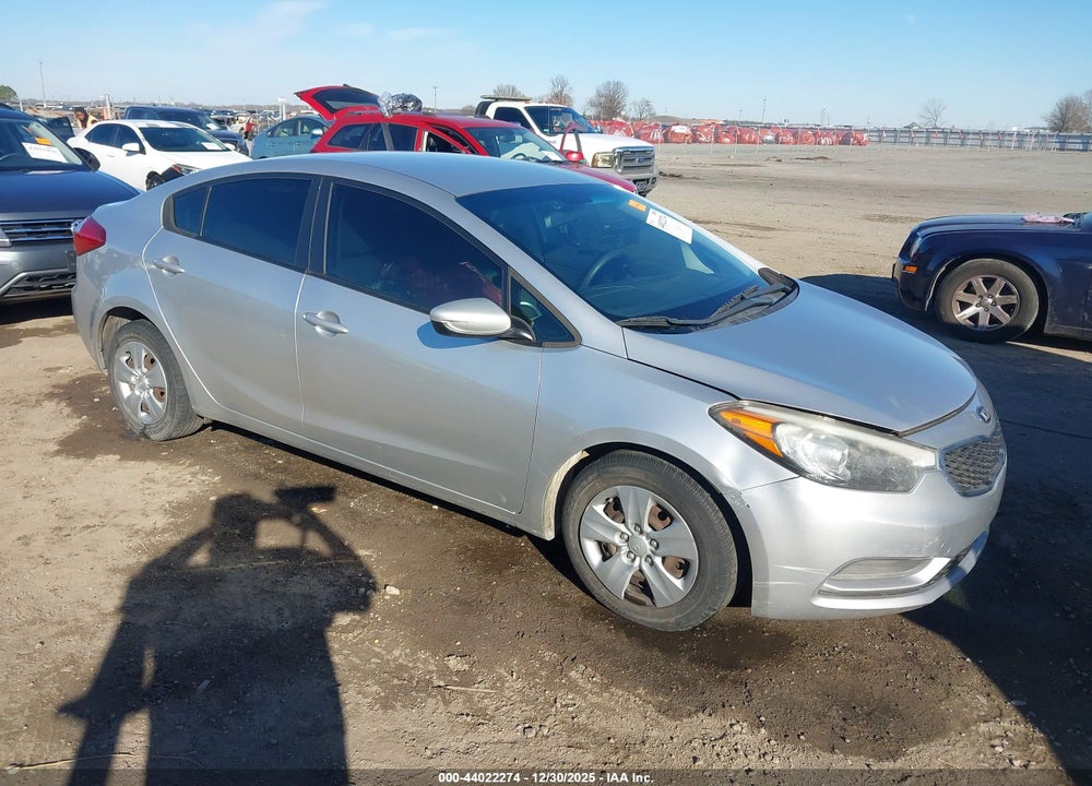 2015 KIA FORTE LX VIN: KNAFK4A64F5298690