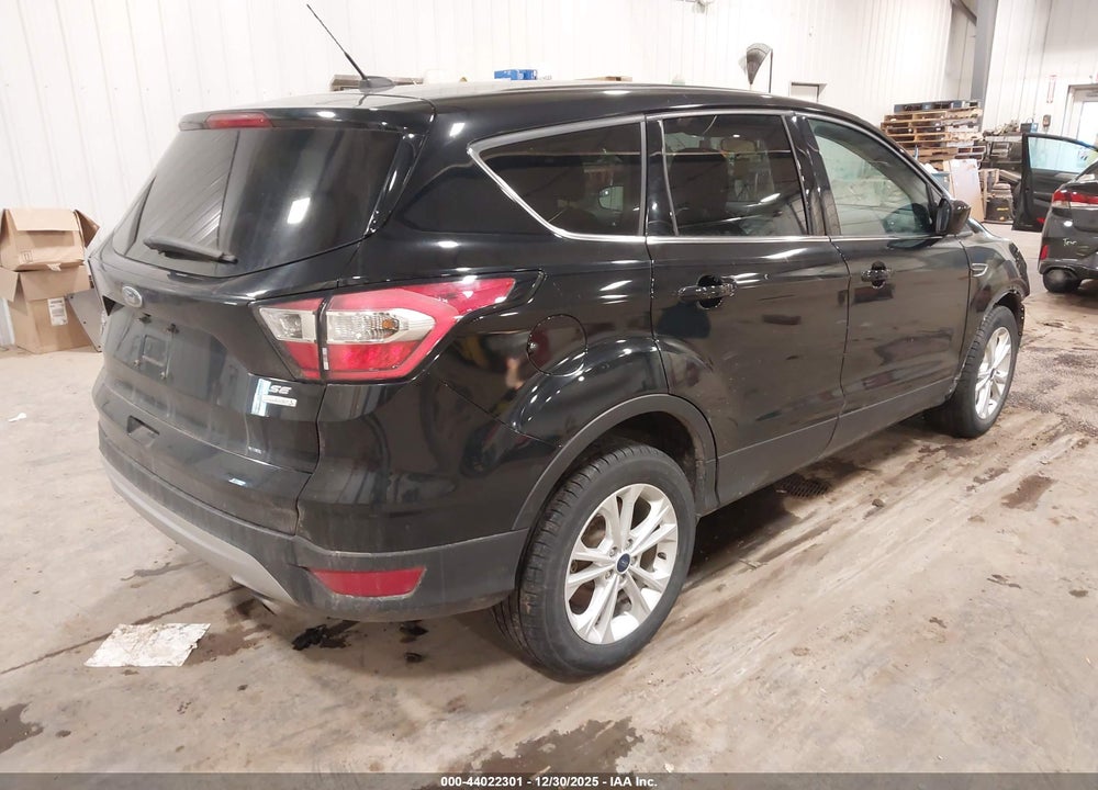 2017 FORD ESCAPE SE VIN: 1FMCU0GD3HUC26236