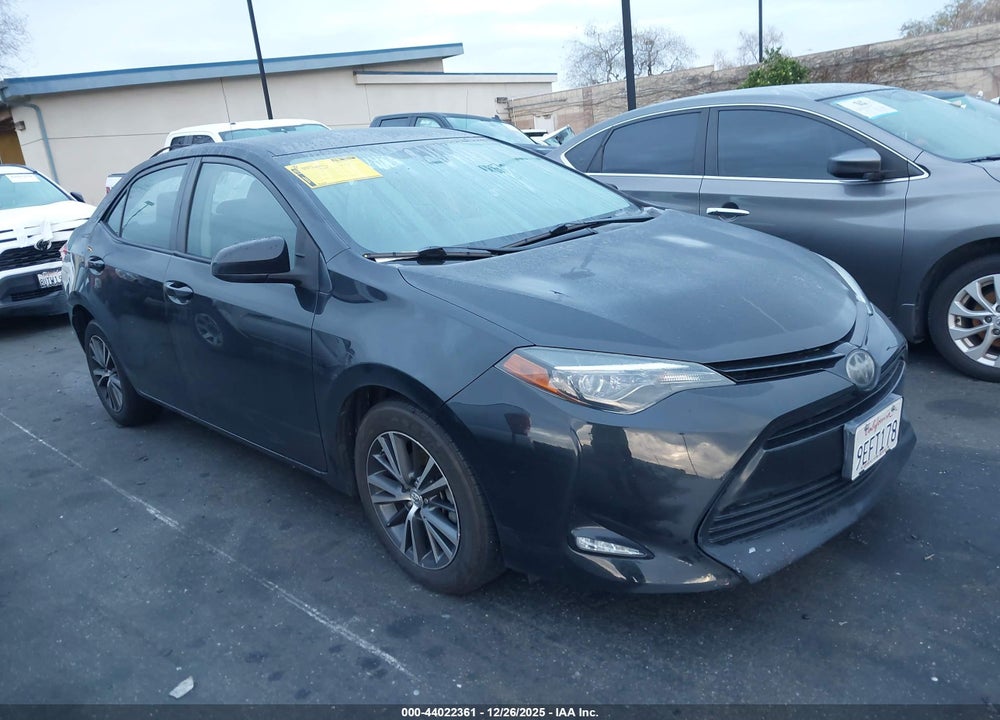 2018 TOYOTA COROLLA LE VIN: 2T1BURHE9JC017677