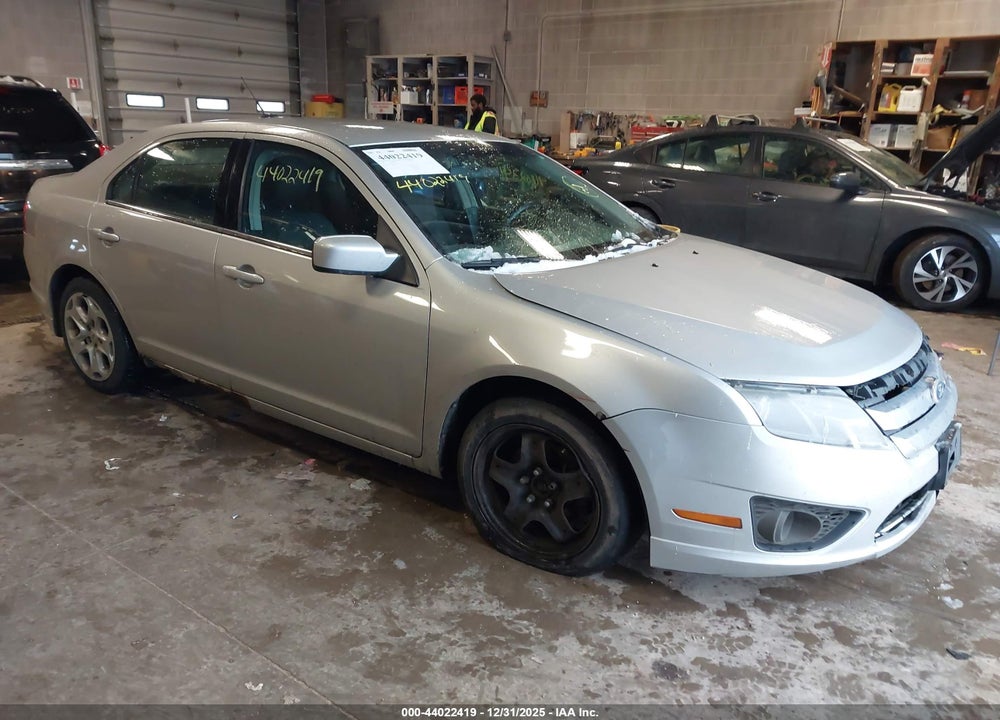2010 FORD FUSION SE VIN: 3FAHP0HA2AR371874