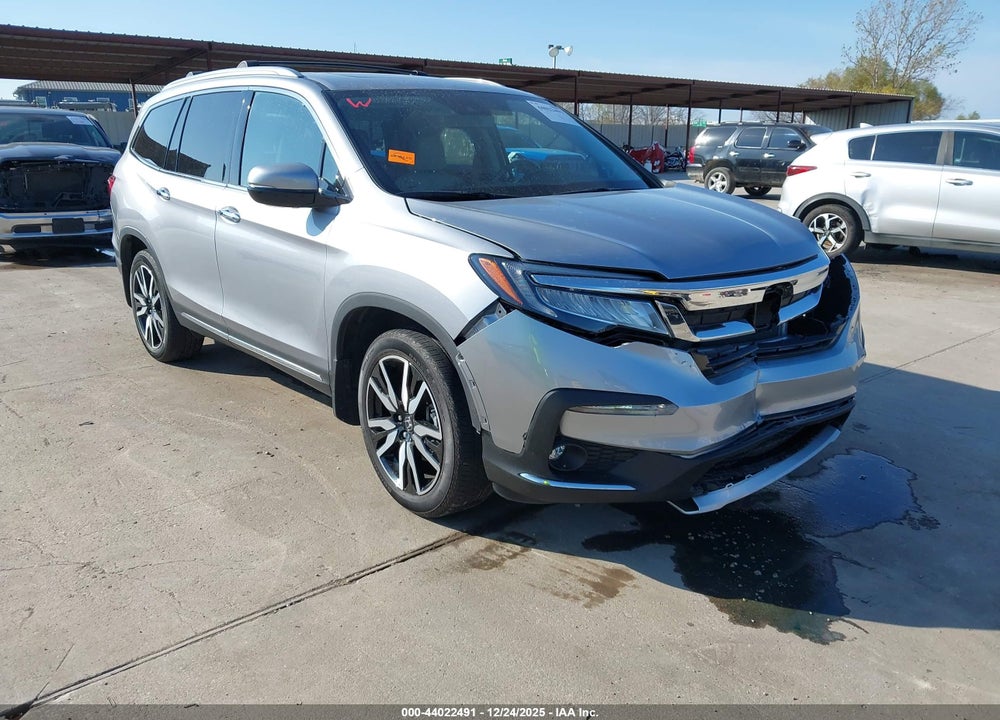 2022 HONDA PILOT AWD TOURING 7 PASSENGER VIN: 5FNYF6H63NB089021