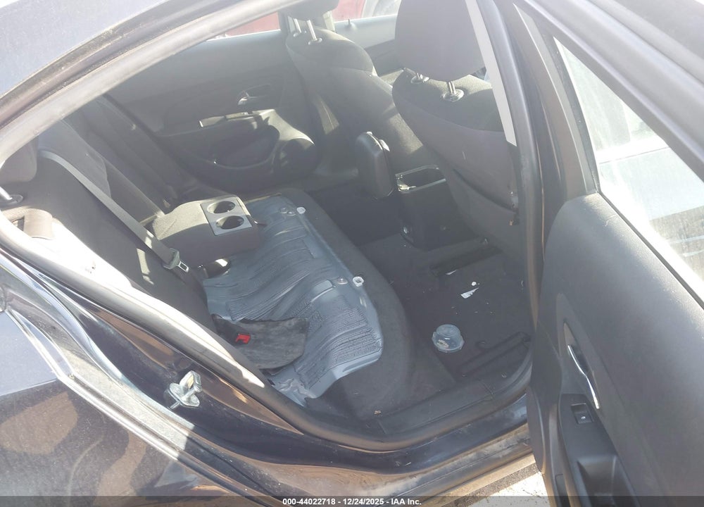 2014 CHEVROLET CRUZE 1LT AUTO VIN: 1G1PC5SB1E7274655