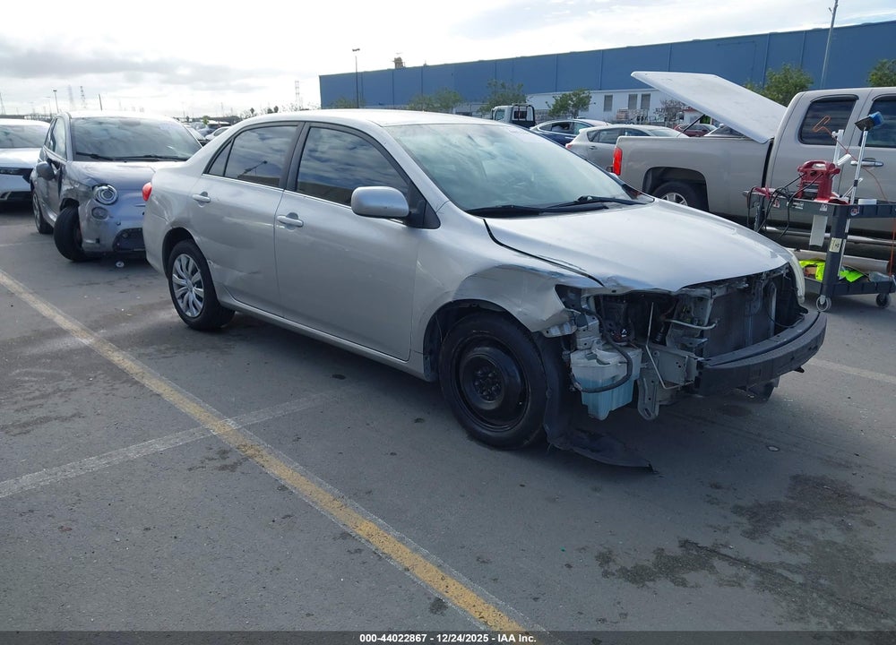 2013 TOYOTA COROLLA LE VIN: 5YFBU4EE9DP161323