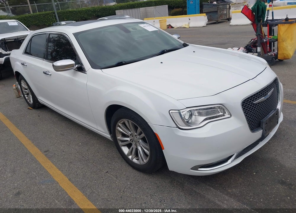 2017 CHRYSLER 300C VIN: 2C3CCAEG4HH565296