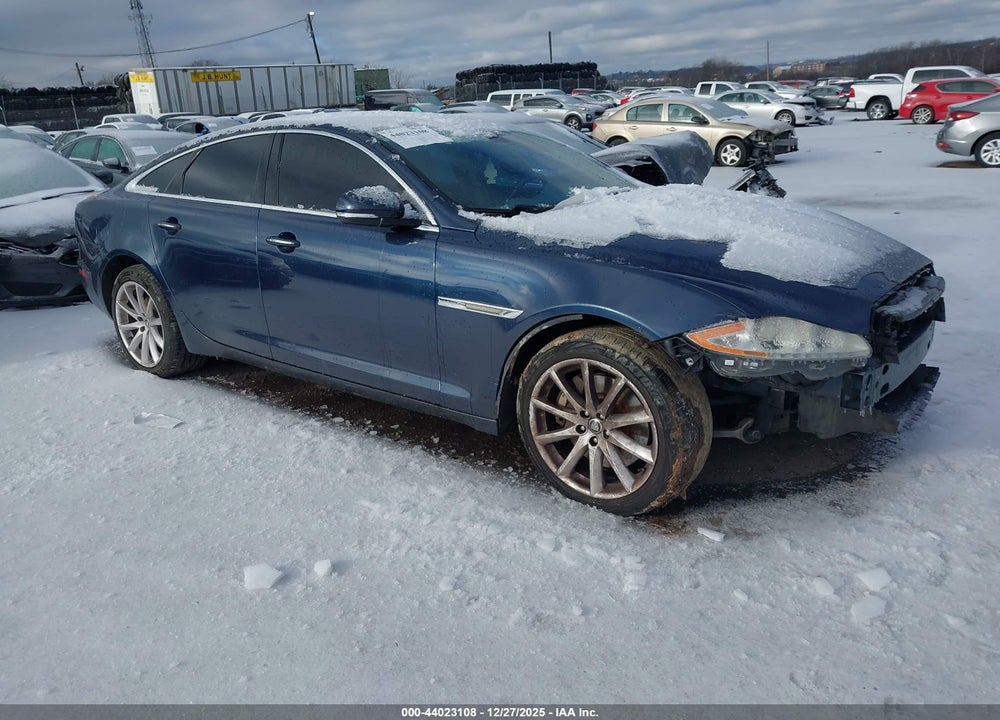 2013 JAGUAR XJ VIN: SAJWJ1CD5D8V50816
