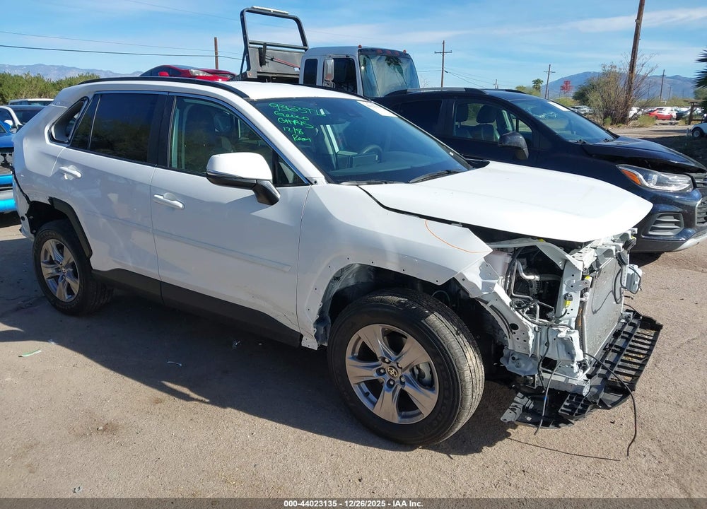 2025 TOYOTA RAV4 XLE VIN: 2T3W1RFV9SW393767