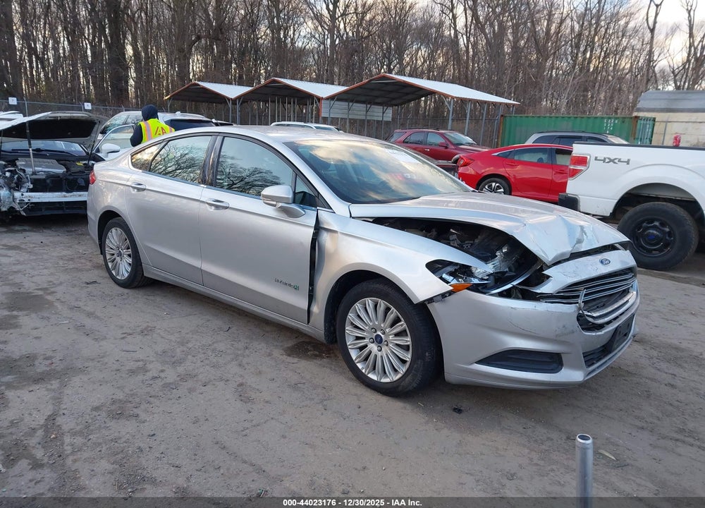 2016 FORD FUSION HYBRID SE VIN: 3FA6P0LU4GR405654