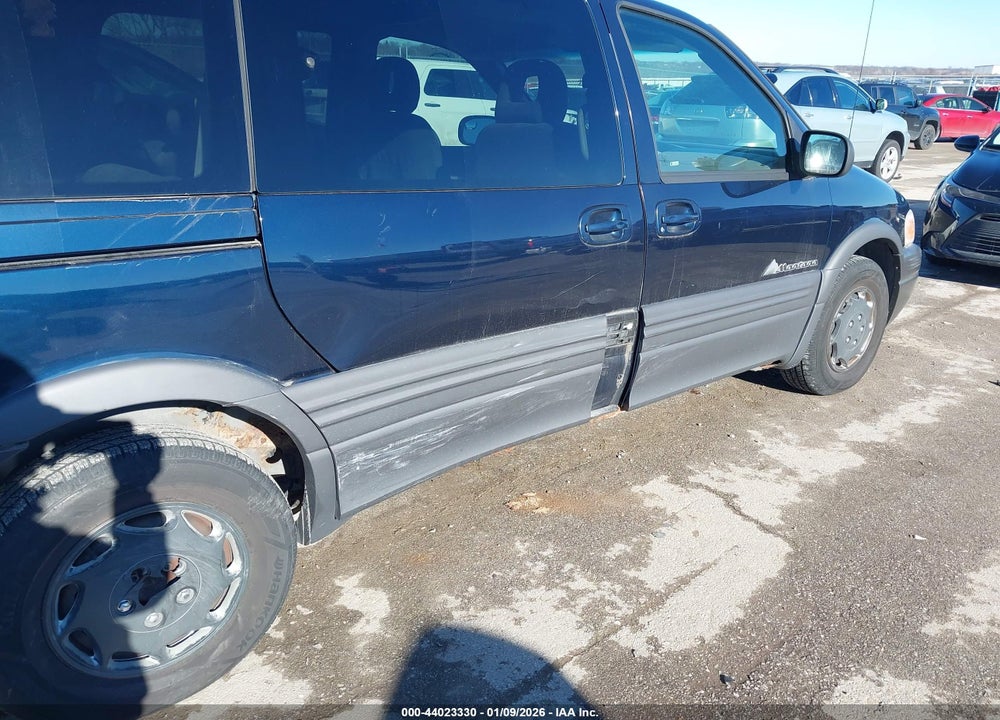 2002 PONTIAC MONTANA M16 W/1SA PKG./M16 W/1SE PKG. VIN: 1GMDX03E52D311953