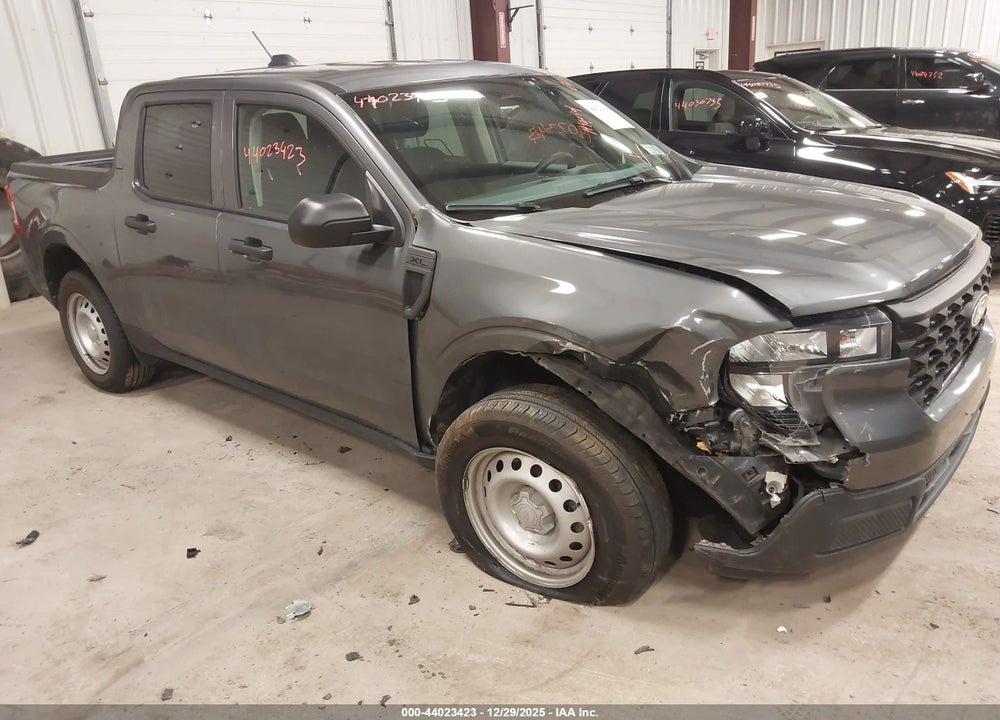 2025 FORD MAVERICK XL VIN: 3FTTW8B31SRA09844