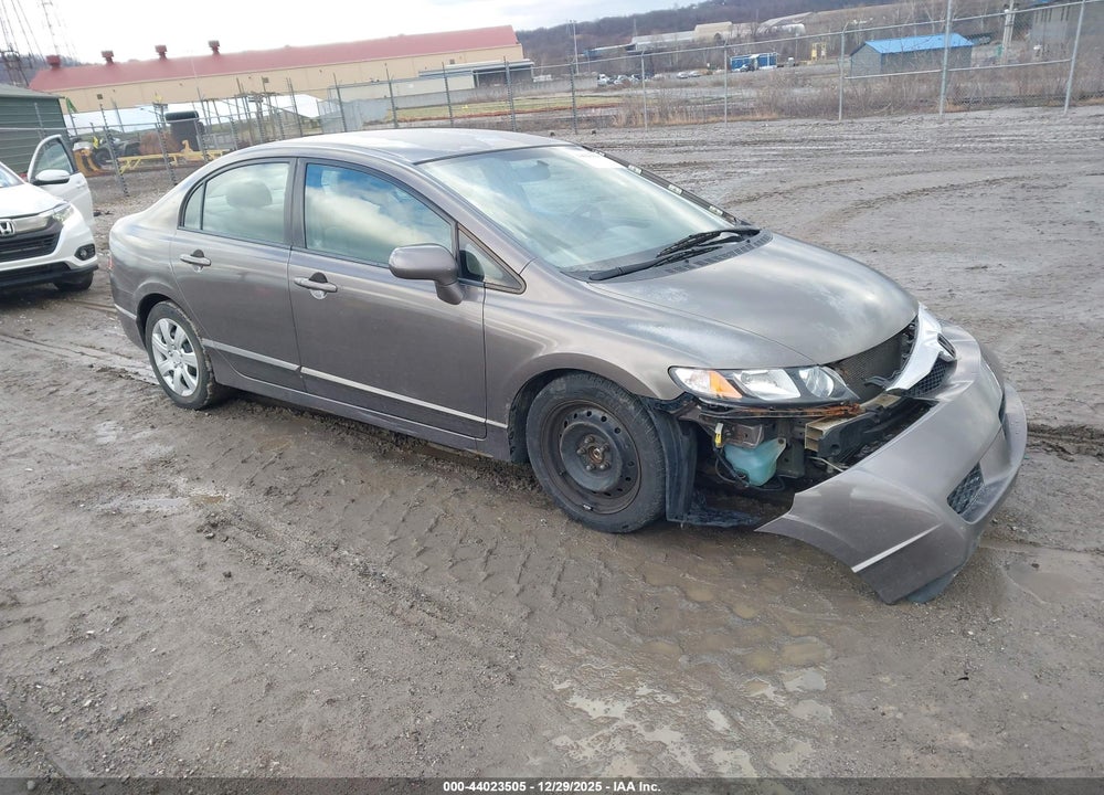 2011 HONDA CIVIC LX VIN: 2HGFA1F55BH530285