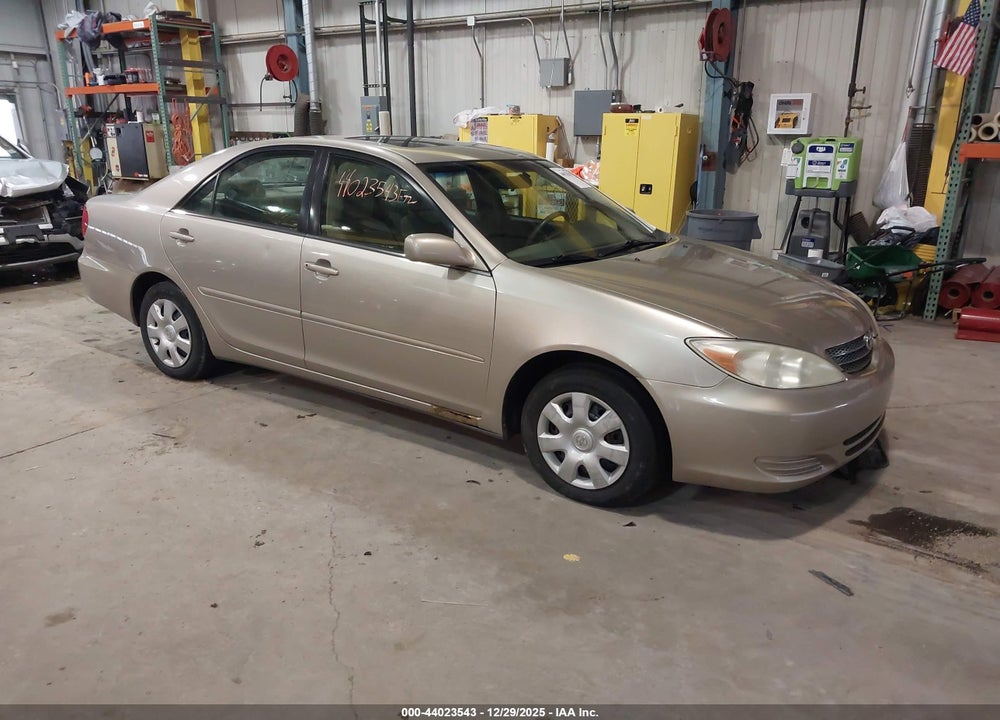 2002 TOYOTA CAMRY LE VIN: 4T1BE32K22U581499