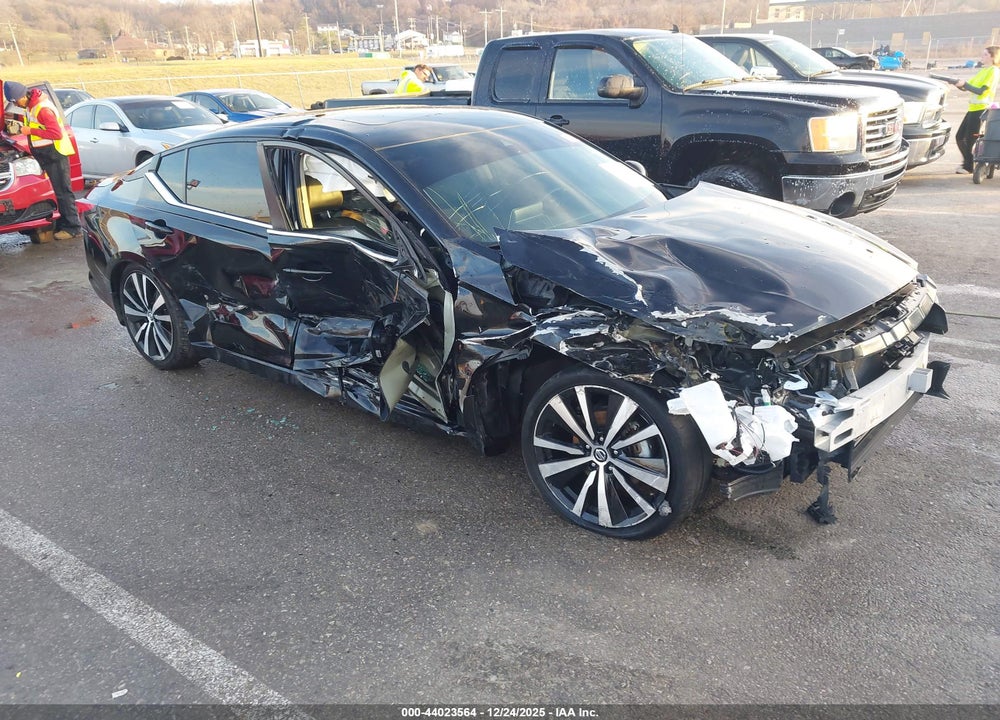 2021 NISSAN ALTIMA SR FWD VIN: 1N4BL4CV1MN409881