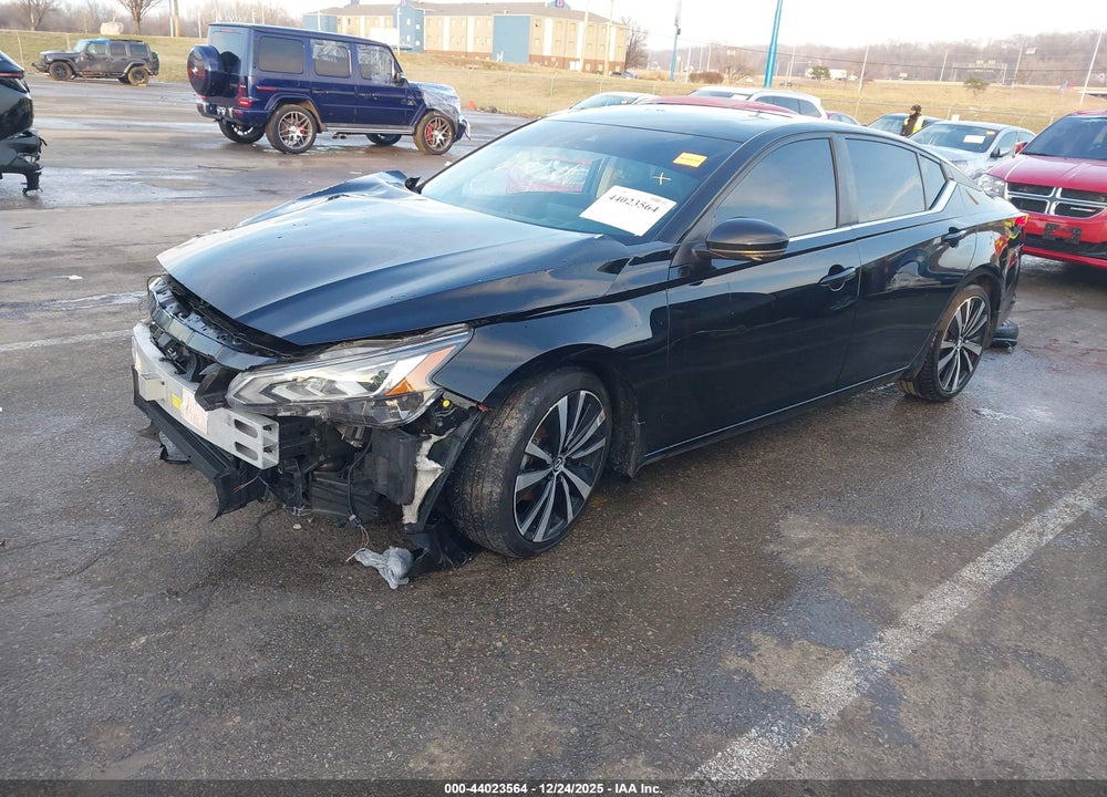 2021 NISSAN ALTIMA SR FWD VIN: 1N4BL4CV1MN409881