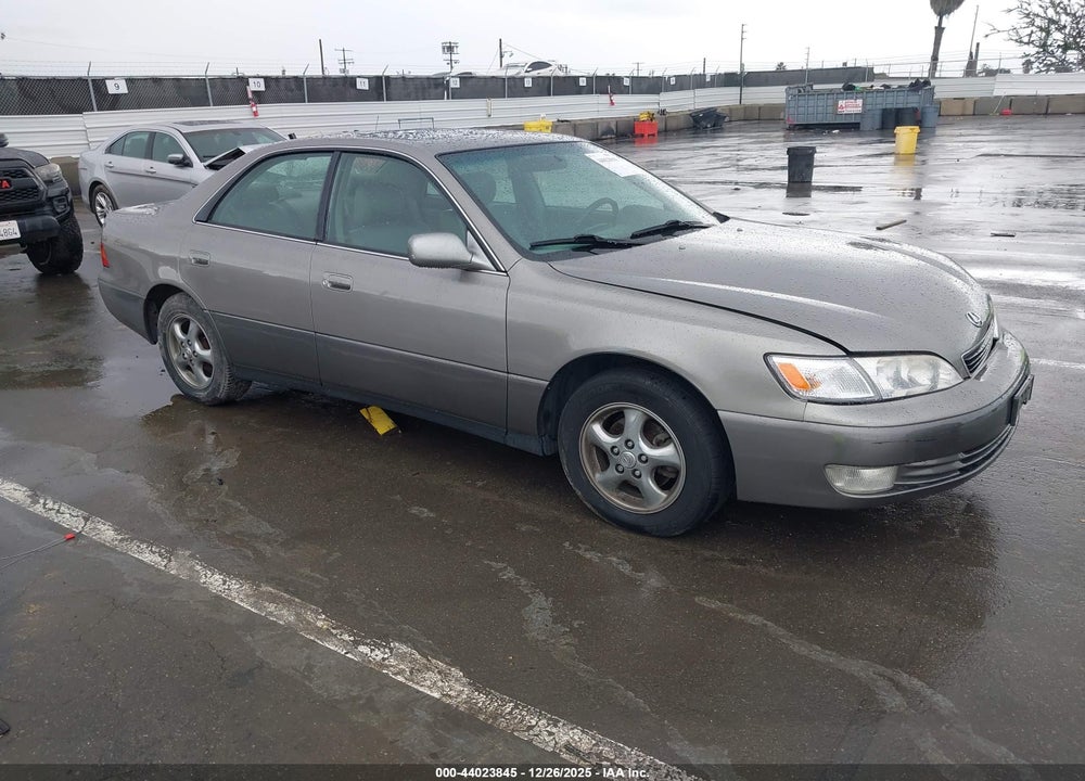 1998 LEXUS ES 300 VIN: JT8BF28G2W5017249