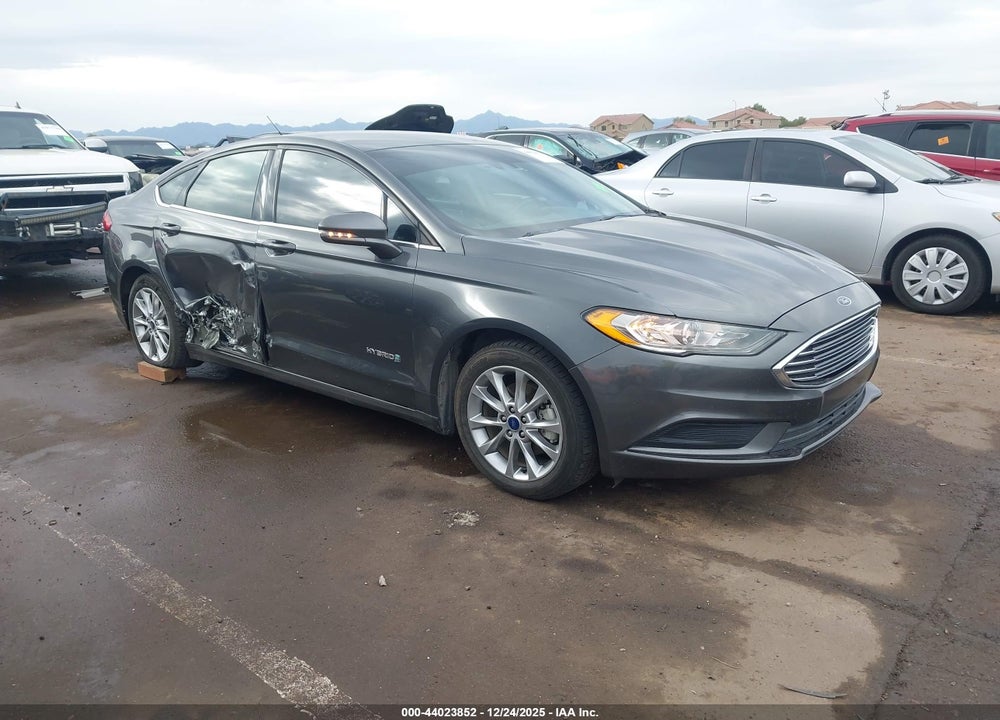 2017 FORD FUSION HYBRID SE VIN: 3FA6P0LU0HR319131