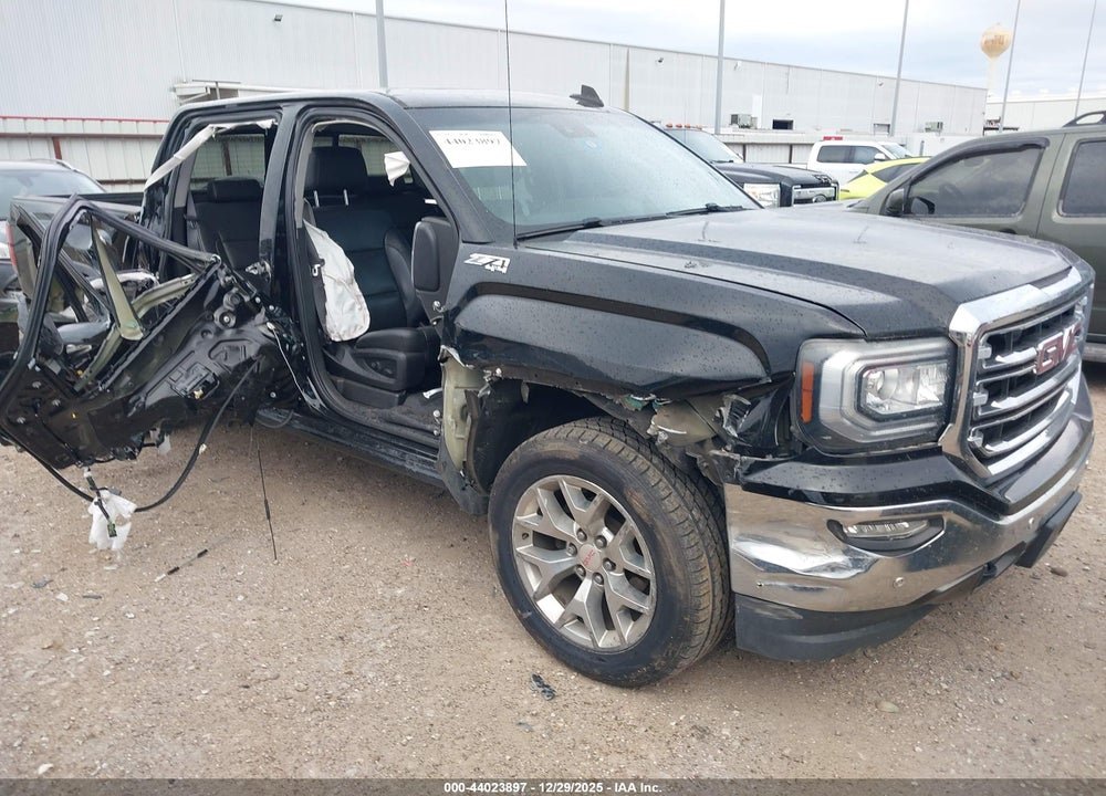2018 GMC SIERRA 1500 SLT VIN: 3GTU2NEC8JG444851