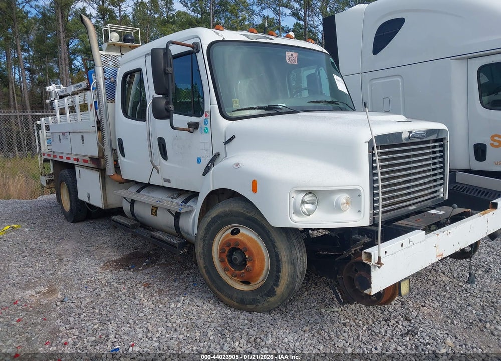 2010 FREIGHTLINER M2 106 HEAVY DUTY VIN: 1FVAC1BS3ADAP9245