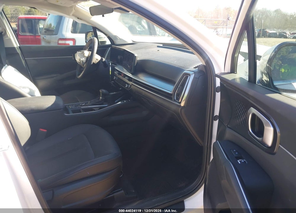 2025 KIA SORENTO S VIN: 5XYRLDJC3SG383640