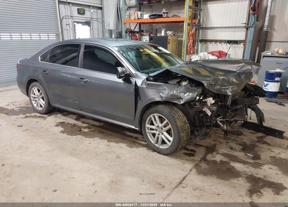 2013 VOLKSWAGEN PASSAT 2.5L SE VIN: 1VWBP7A39DC094838