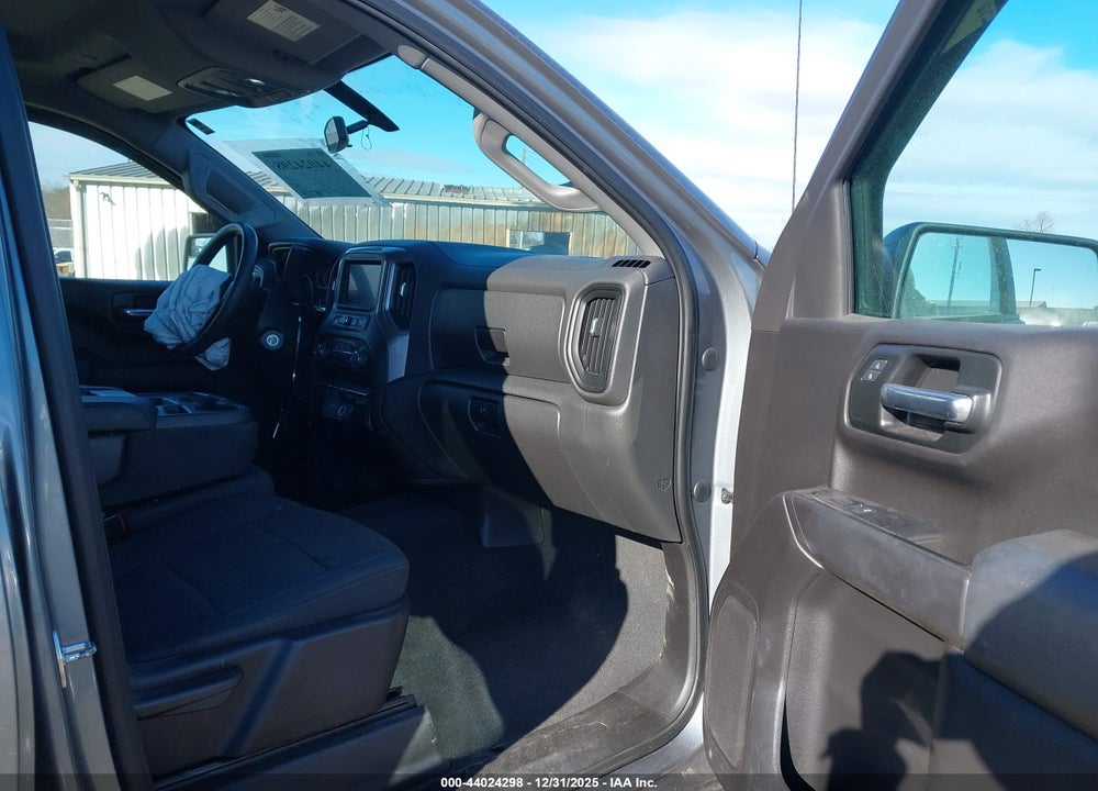 2020 CHEVROLET SILVERADO 1500 4WD  SHORT BED CUSTOM VIN: 3GCPYBEHXLG349989