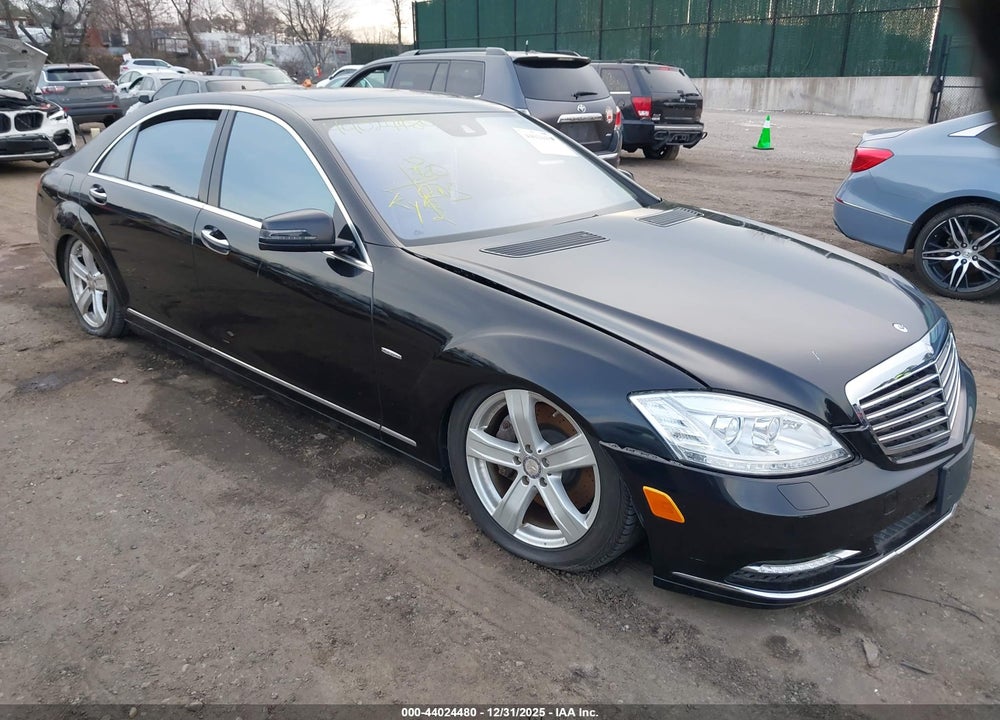 2012 MERCEDES-BENZ S 550 4MATIC VIN: WDDNG9EBXCA443583