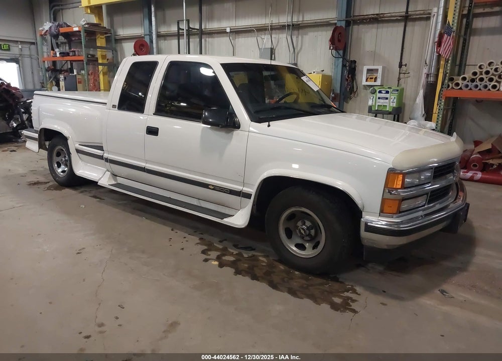 1997 CHEVROLET C1500 FLEETSIDE VIN: 2GCEC19R0V1127766