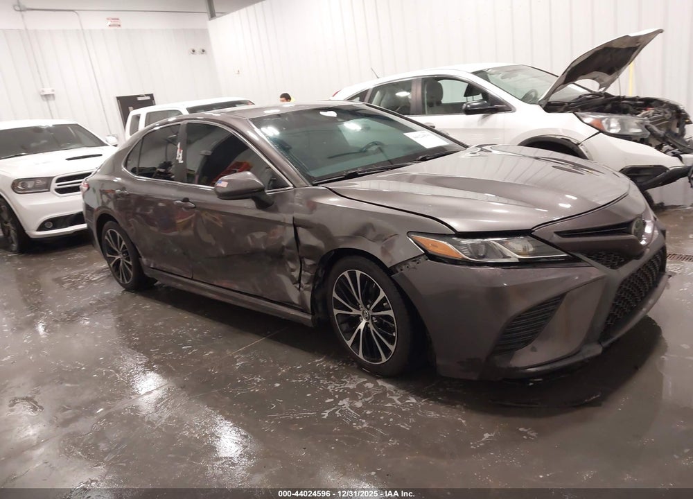 2020 TOYOTA CAMRY SE VIN: 4T1G11AK3LU891833