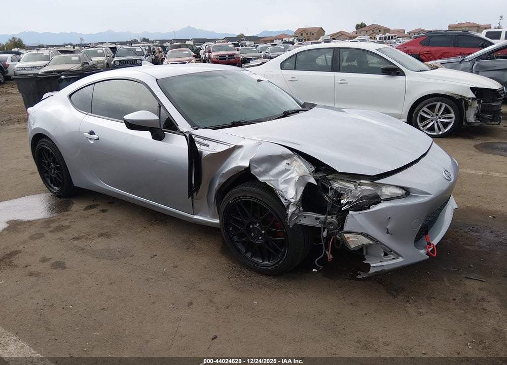 2015 SCION FR-S VIN: JF1ZNAA17F8713631