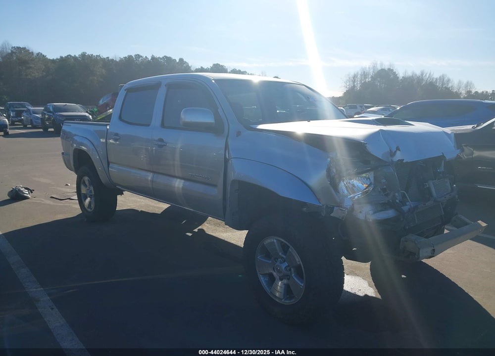 2011 TOYOTA TACOMA DOUBLE CAB PRERUNNER VIN: 3TMJU4GN9BM114208