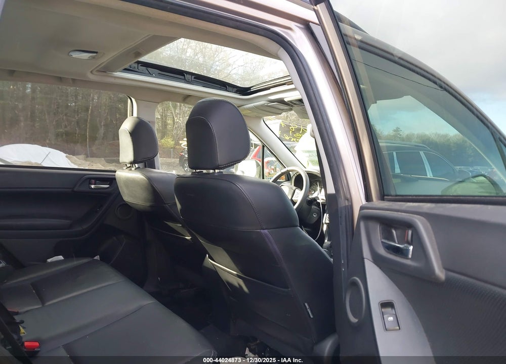 2016 SUBARU FORESTER 2.5I LIMITED VIN: JF2SJARC9GH448811