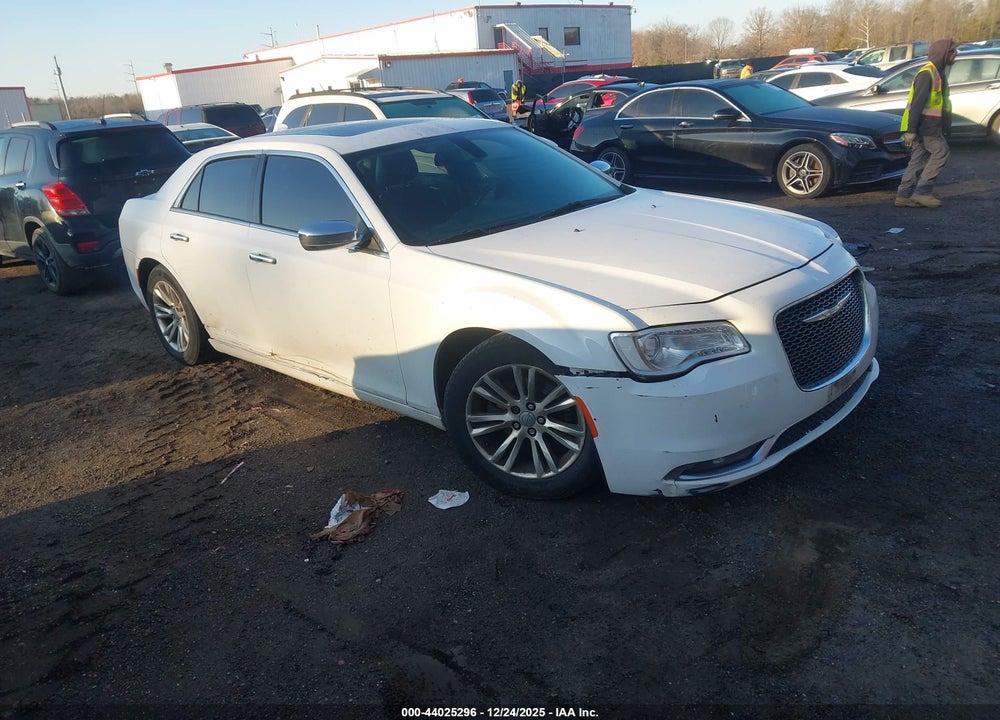 2016 CHRYSLER 300C VIN: 2C3CCAEG5GH181770