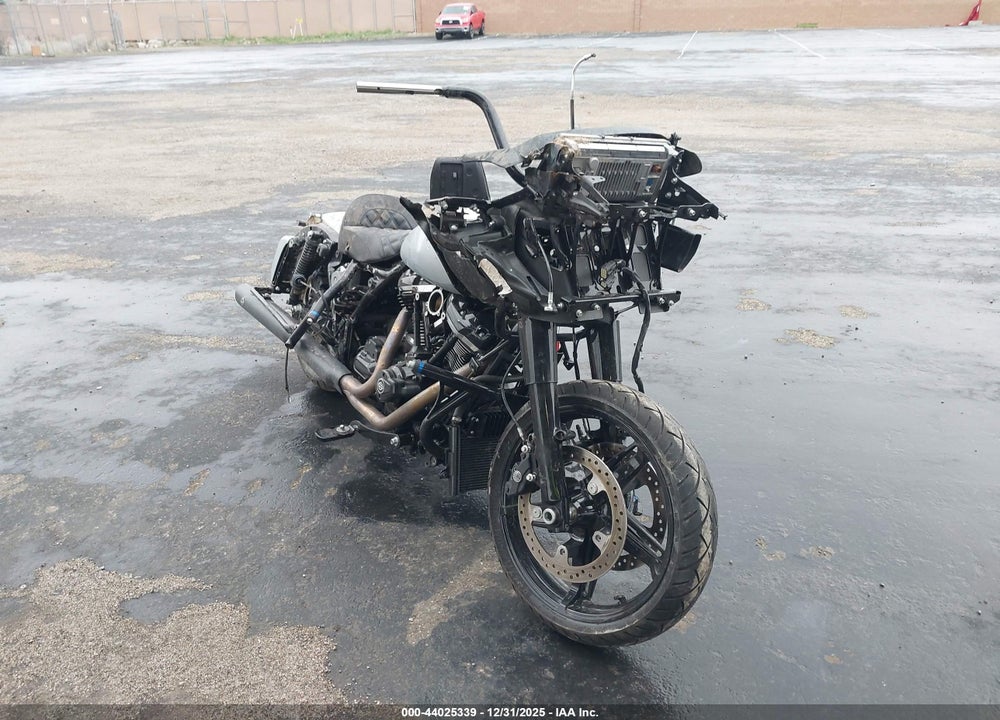 2024 HARLEY-DAVIDSON FLTRX VIN: 1HD1KH721RB630825