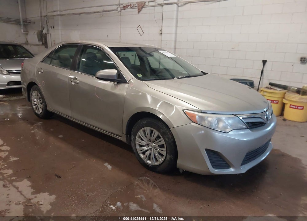 2014 TOYOTA CAMRY LE VIN: 4T4BF1FK7ER351396