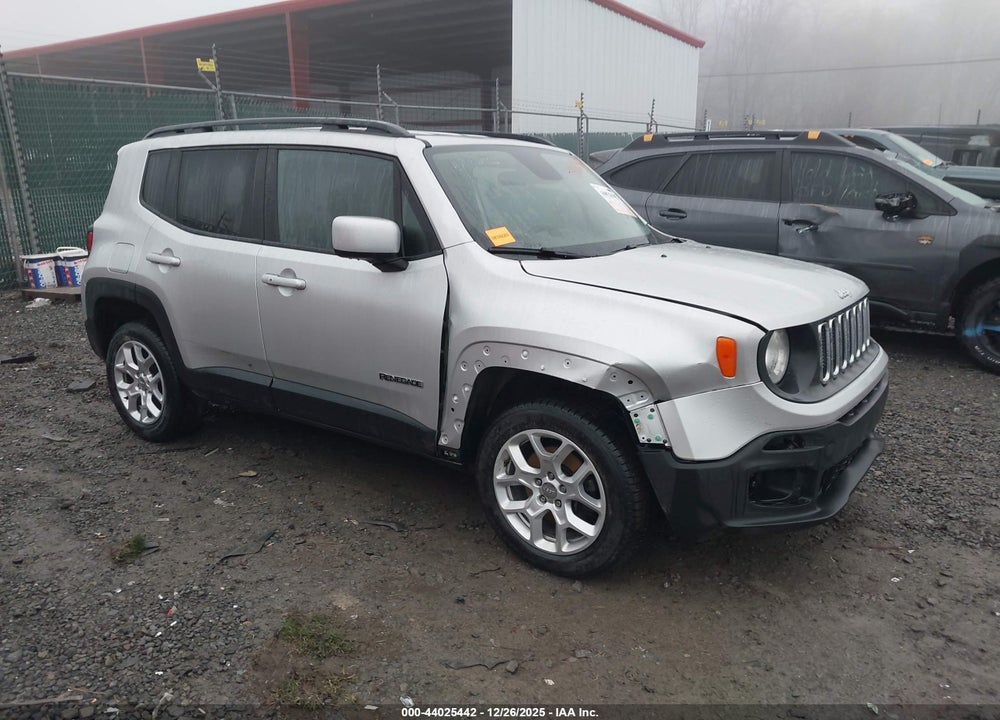 2017 JEEP RENEGADE LATITUDE 4X4 VIN: ZACCJBBB8HPF98283