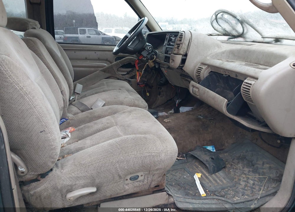 1996 CHEVROLET GMT-400 K1500 VIN: 1GCEK19R9TE147450