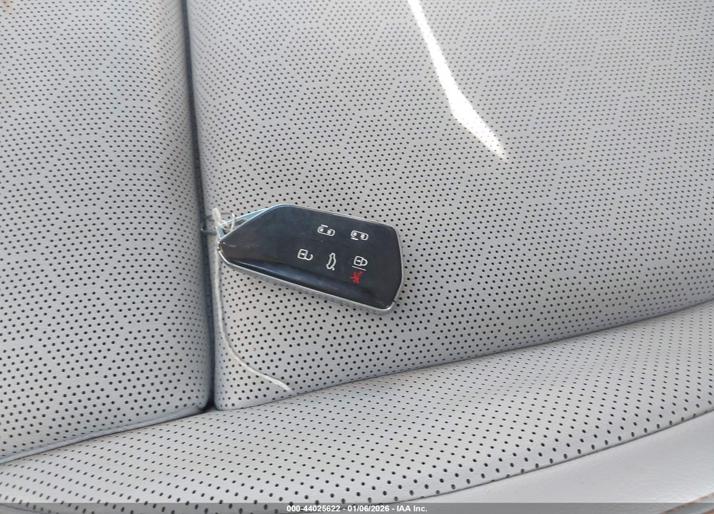 2025 VOLKSWAGEN ID. BUZZ 1ST EDITION WITH 4MOTION VIN: WVG6YVEB0SH017410