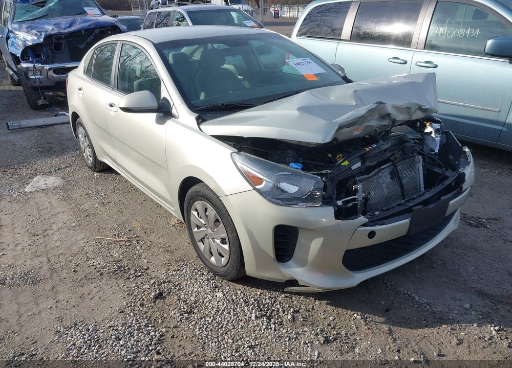 2018 KIA RIO S VIN: 3KPA24AB9JE082941