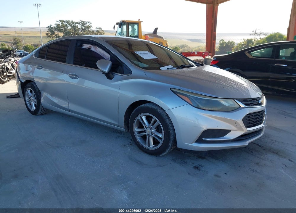 2017 CHEVROLET CRUZE LT AUTO VIN: 1G1BE5SM1H7103446