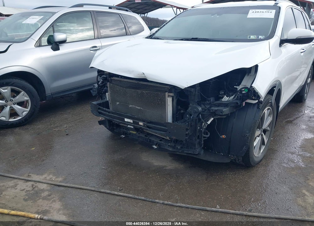 2019 KIA SORENTO 3.3L EX VIN: 5XYPHDA54KG462888
