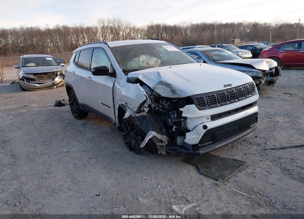 2025 JEEP COMPASS LATITUDE 4X4 VIN: 3C4NJDBN1ST555712