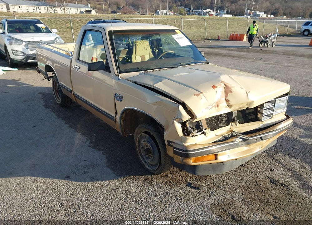 1982 CHEVROLET S TRUCK S10 VIN: 1GCCS14B3C2164294