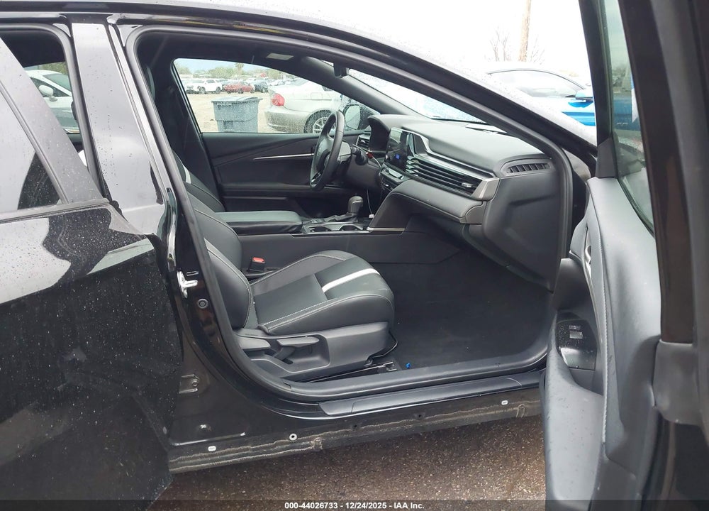 2025 TOYOTA CAMRY SE VIN: 4T1DAACKXSU117495