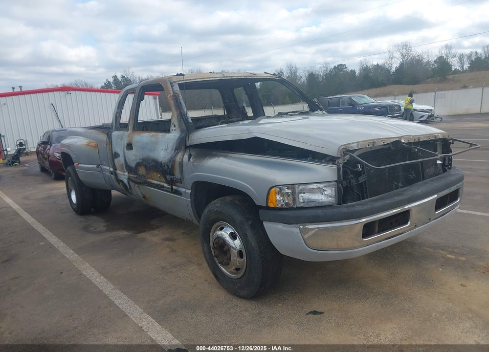 2000 DODGE RAM 3500 ST VIN: 1B7MC3365YJ137015