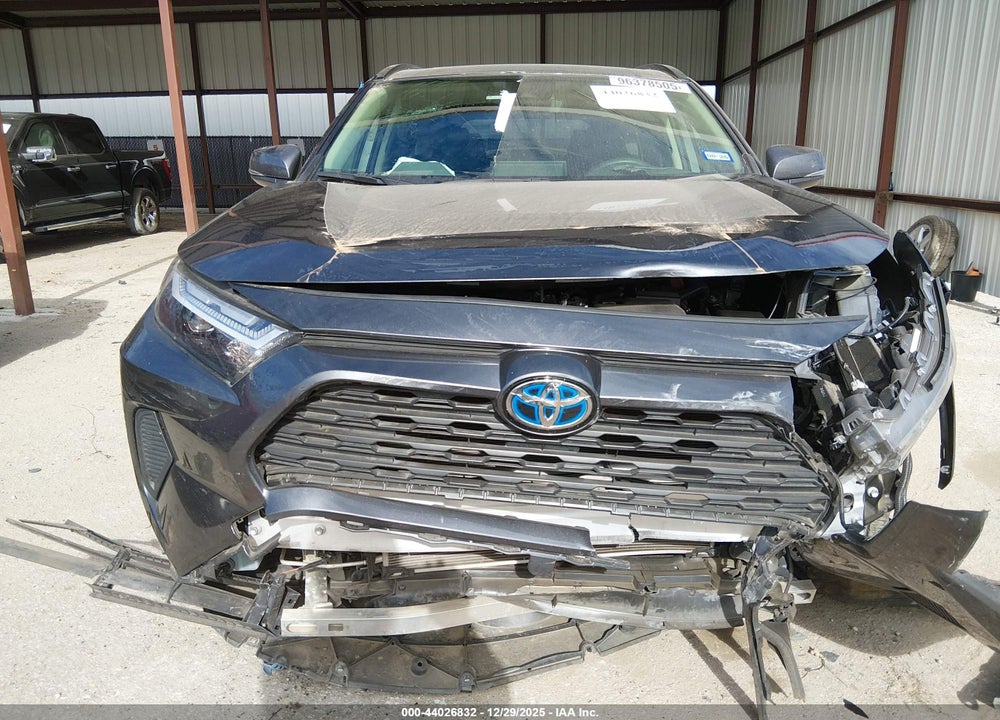 2022 TOYOTA RAV4 HYBRID XLE VIN: JTMRWRFV1ND159395