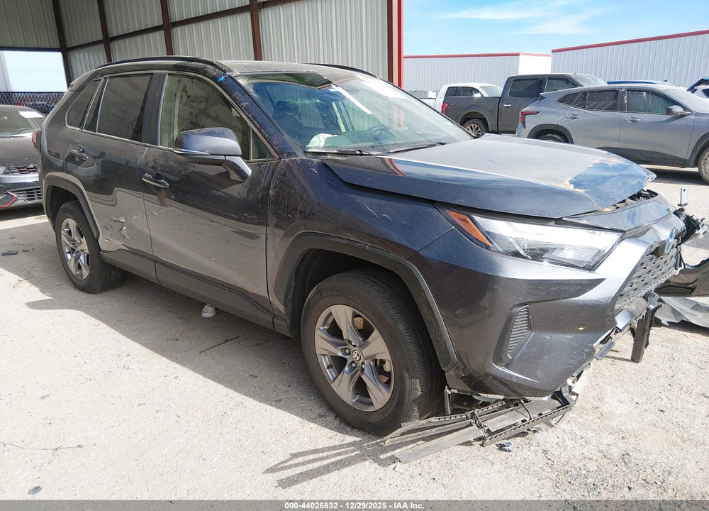 2022 TOYOTA RAV4 HYBRID XLE VIN: JTMRWRFV1ND159395