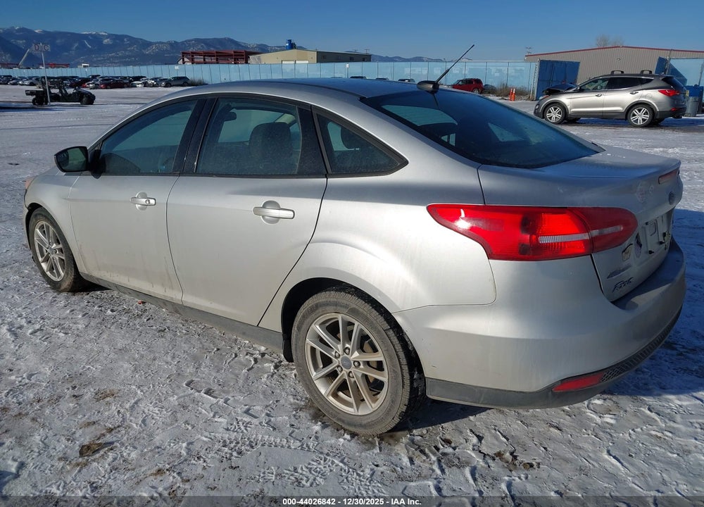 2017 FORD FOCUS SE VIN: 1FADP3F2XHL285359
