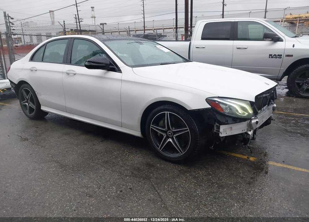 2018 MERCEDES-BENZ E 300 VIN: WDDZF4JB7JA488409